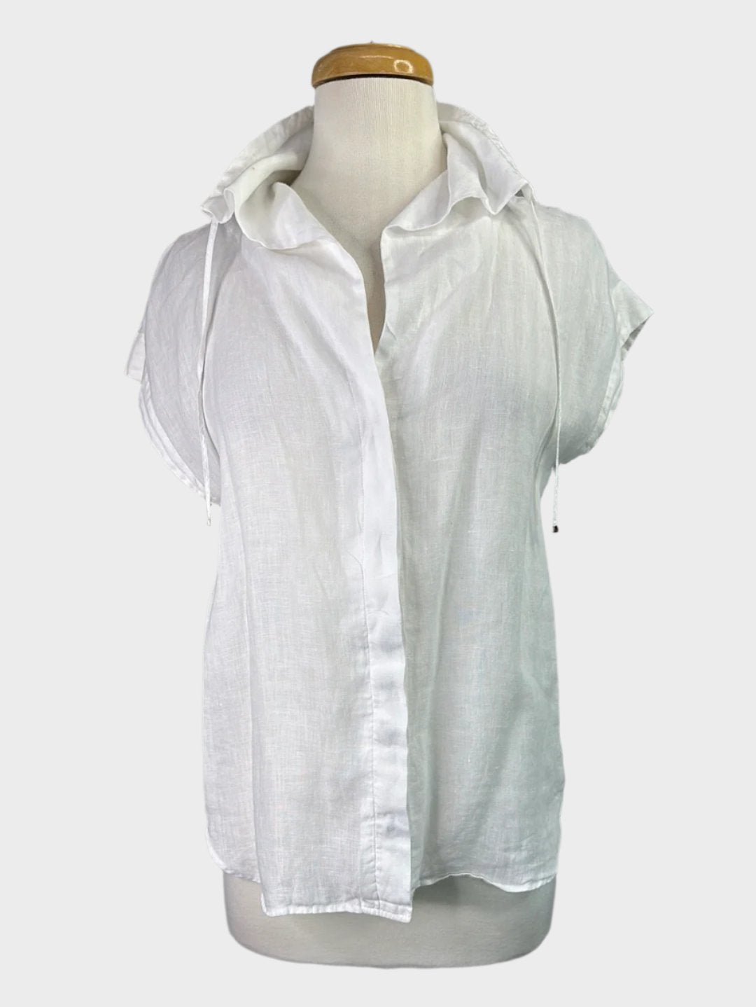 Max Mara | Italy | shirt | size 10 | cap sleeve | 100% linen | made in Italy