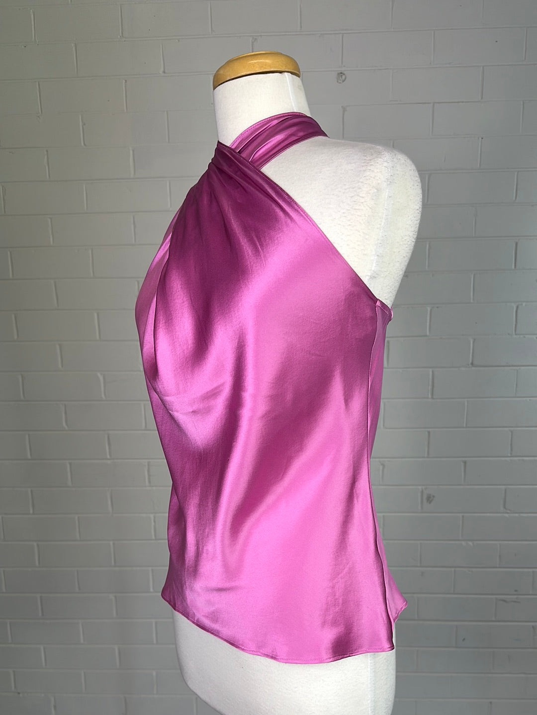 Carla Zampatti | top | size 8 | sleeveless | 100% silk | made in Australia 🇦🇺