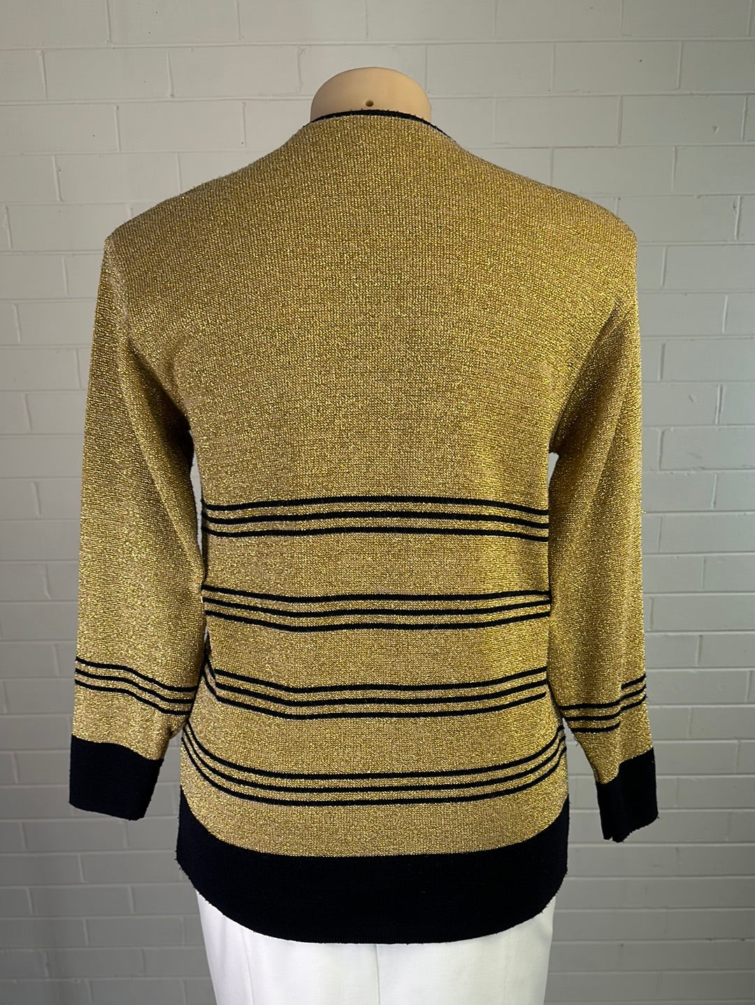 Leslie Fay | Canada | vintage 60's | cardigan | size 14 | long sleeve | made in Canada