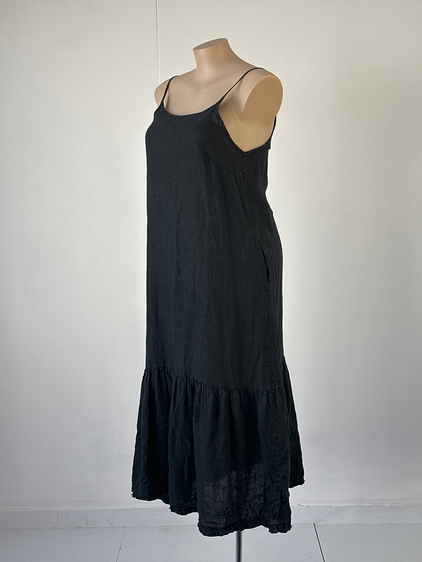 Montaigne Paris | dress | size 14 | maxi length | 100% linen | made in Italy