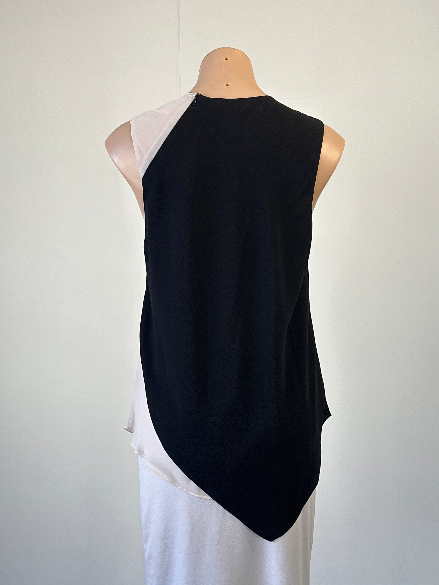 Rachel Roy | US | top | size 10 | sleeveless