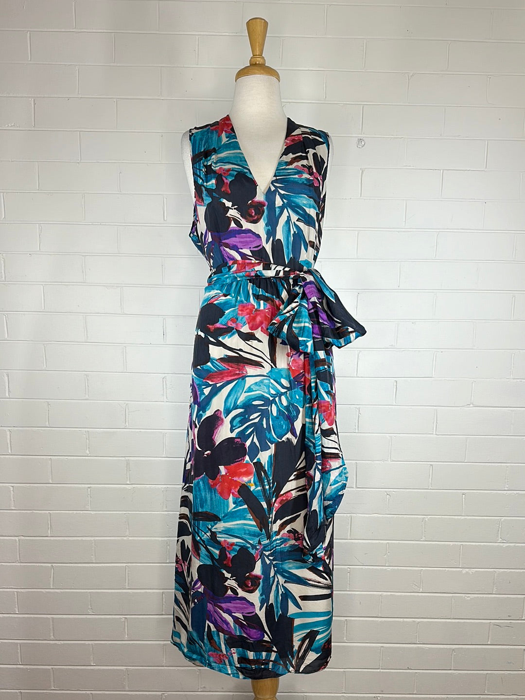 David Lawrence | dress | size 14 | midi length | 100% silk