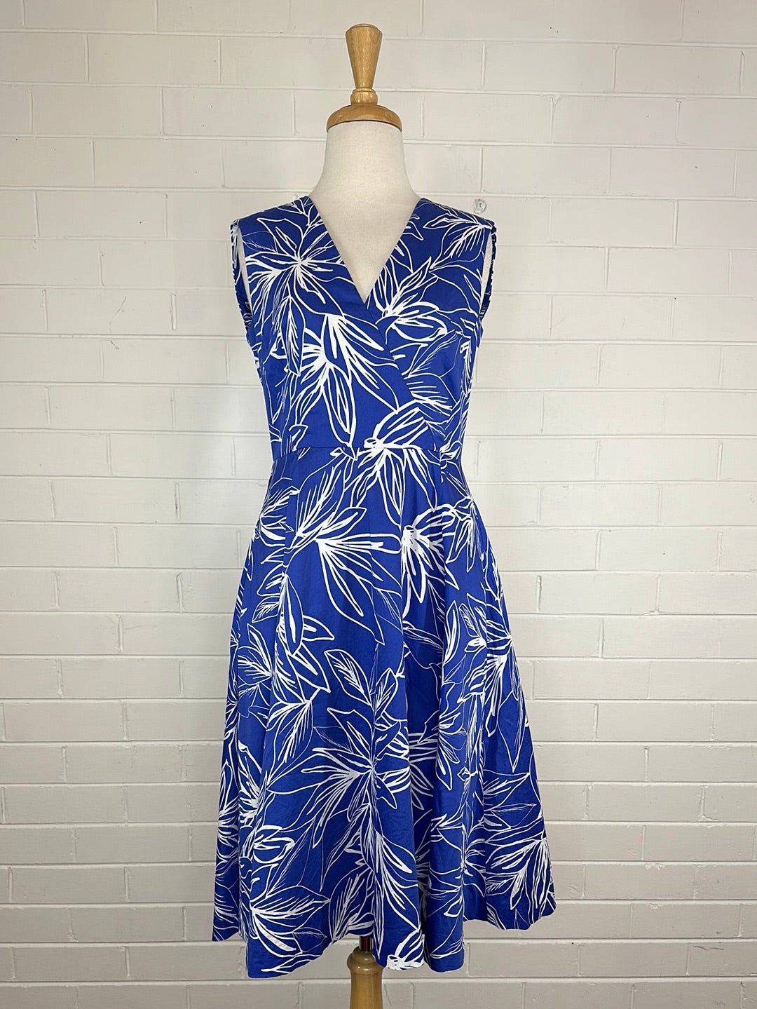 David Lawrence | dress | size 8 | knee length | 100% cotton | new with tags