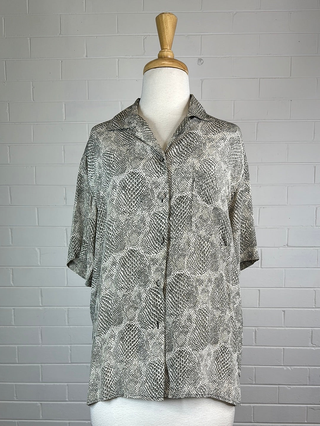 SIGNATURE by silk road | shirt | size 12 | short sleeve | 100% silk