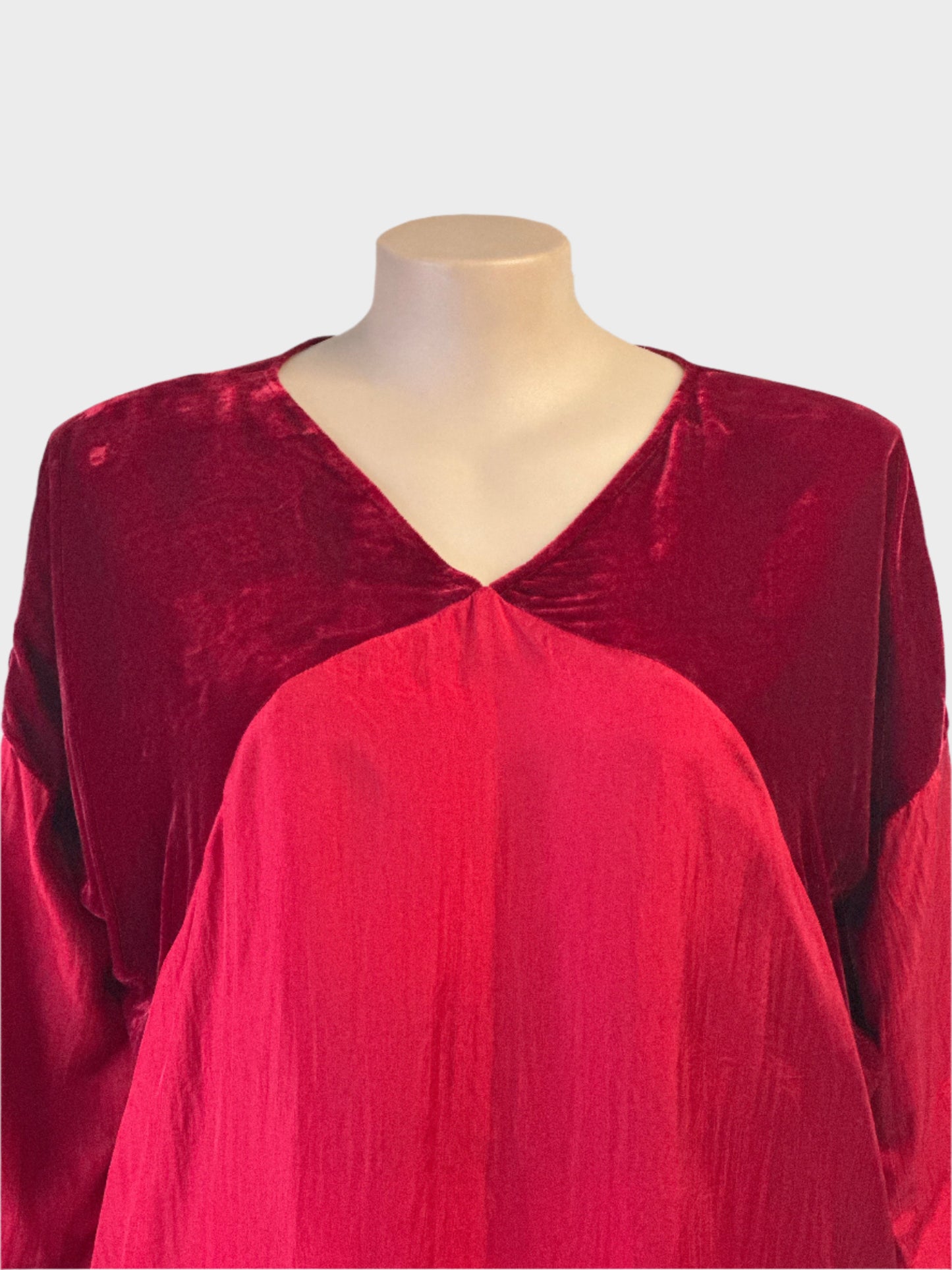 Zephyr | top | size 14 | three quarter sleeve | 100% silk