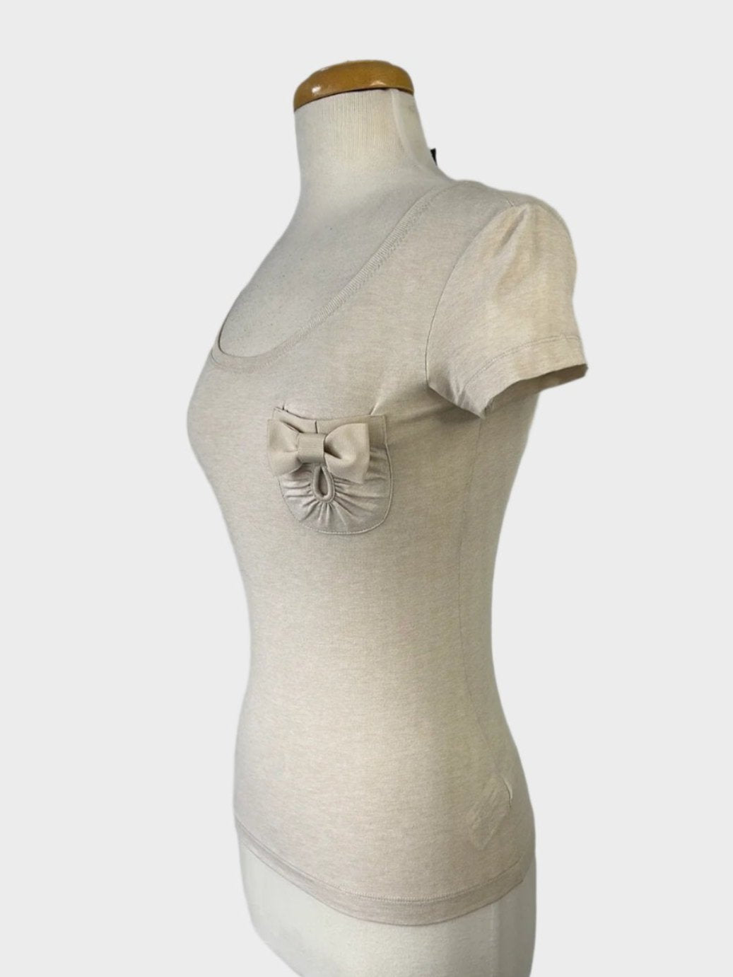 EMPORIO ARMANI | Italy | top | size 10 | cap sleeve | made in Italy