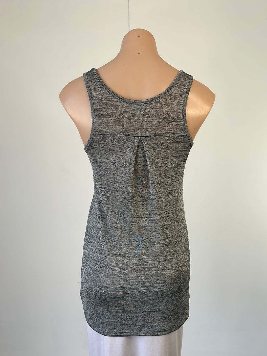 Witchery | top | size 6 | sleeveless