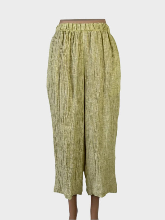 Fella Hamilton relaxed fit wide leg pants in beige linen with variegated crinkle weave, elasticated waist, and in-seam pockets for smart casual.