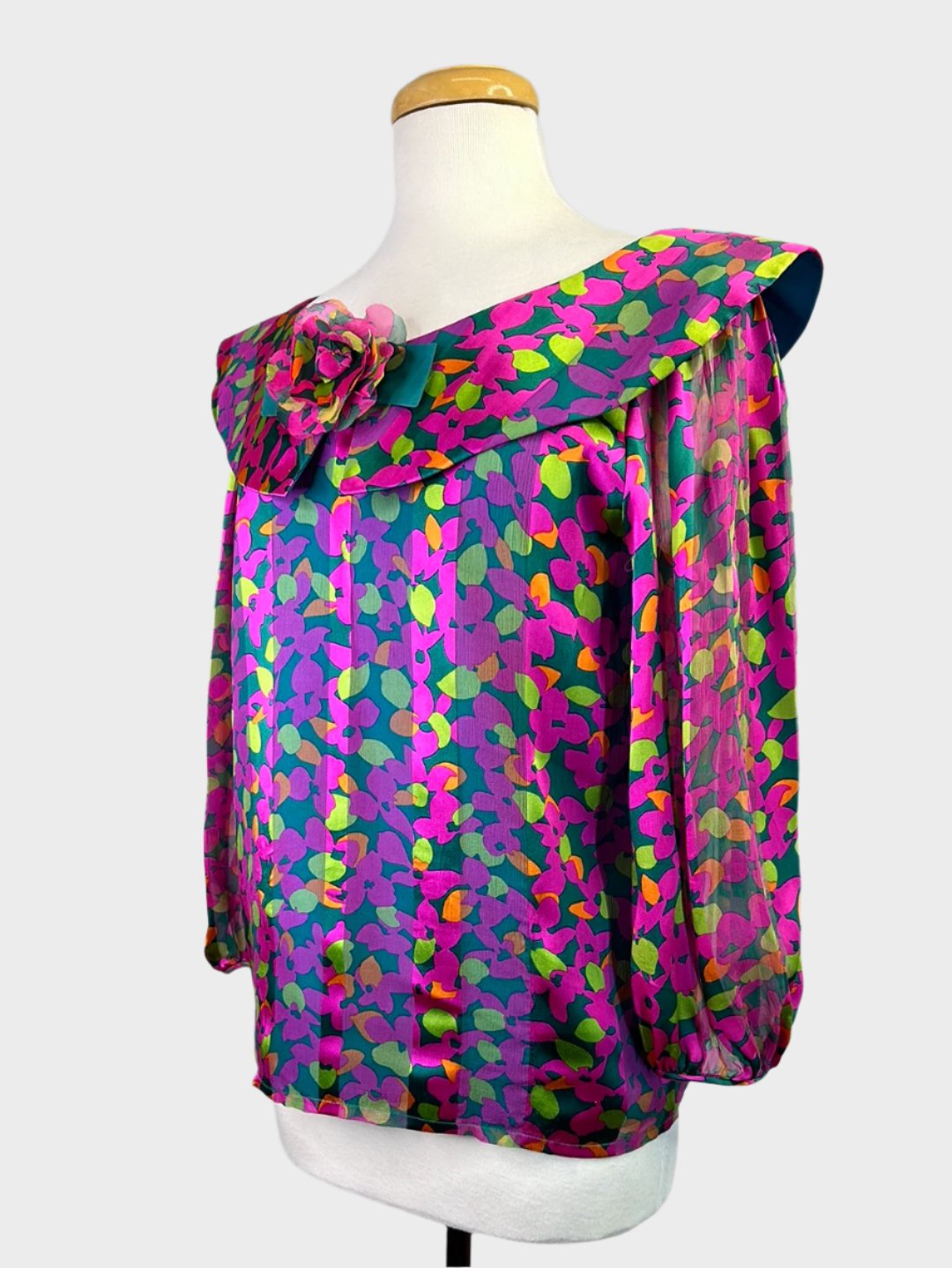 Riece | vintage 90's | top | size 12 | long sleeve | 100% silk | new with tags