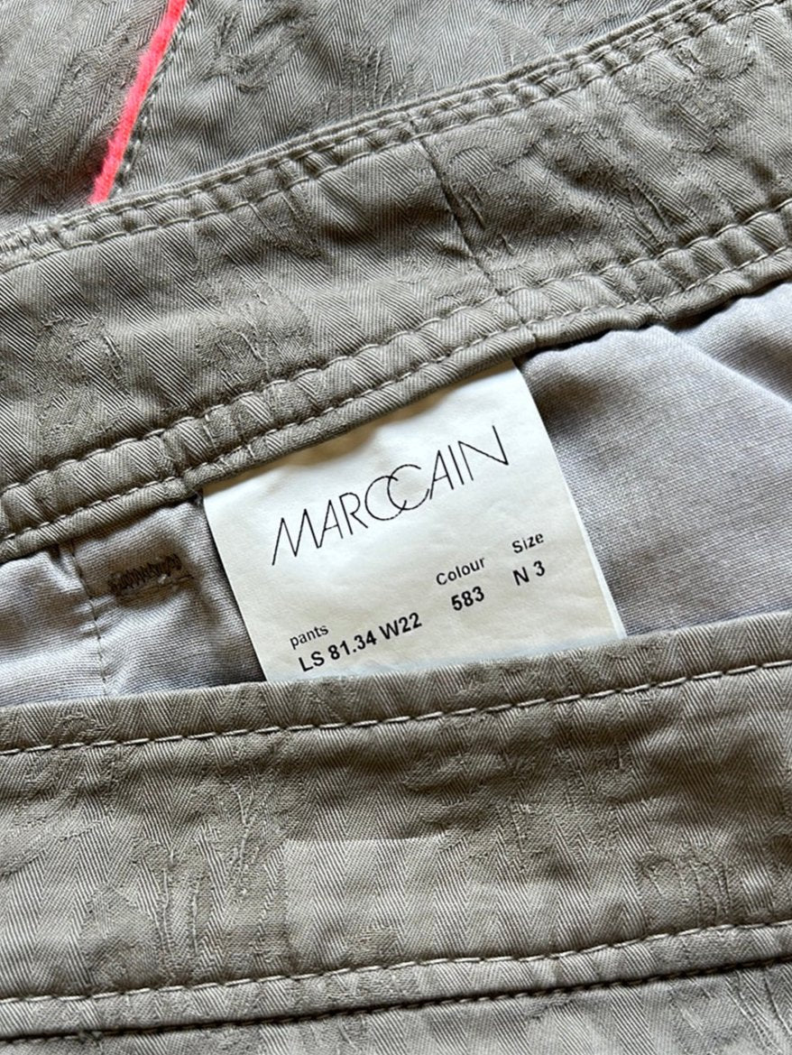 Marc Cain | Italy | pants | size 10 | tapered leg