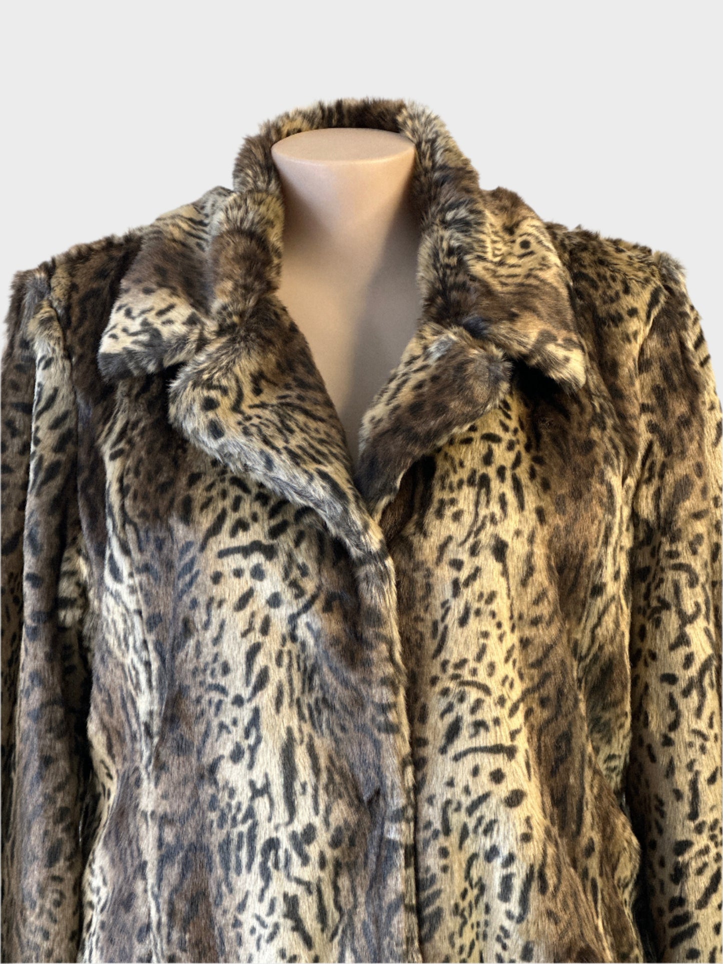 Bella Loren | coat | size 18 | single breasted