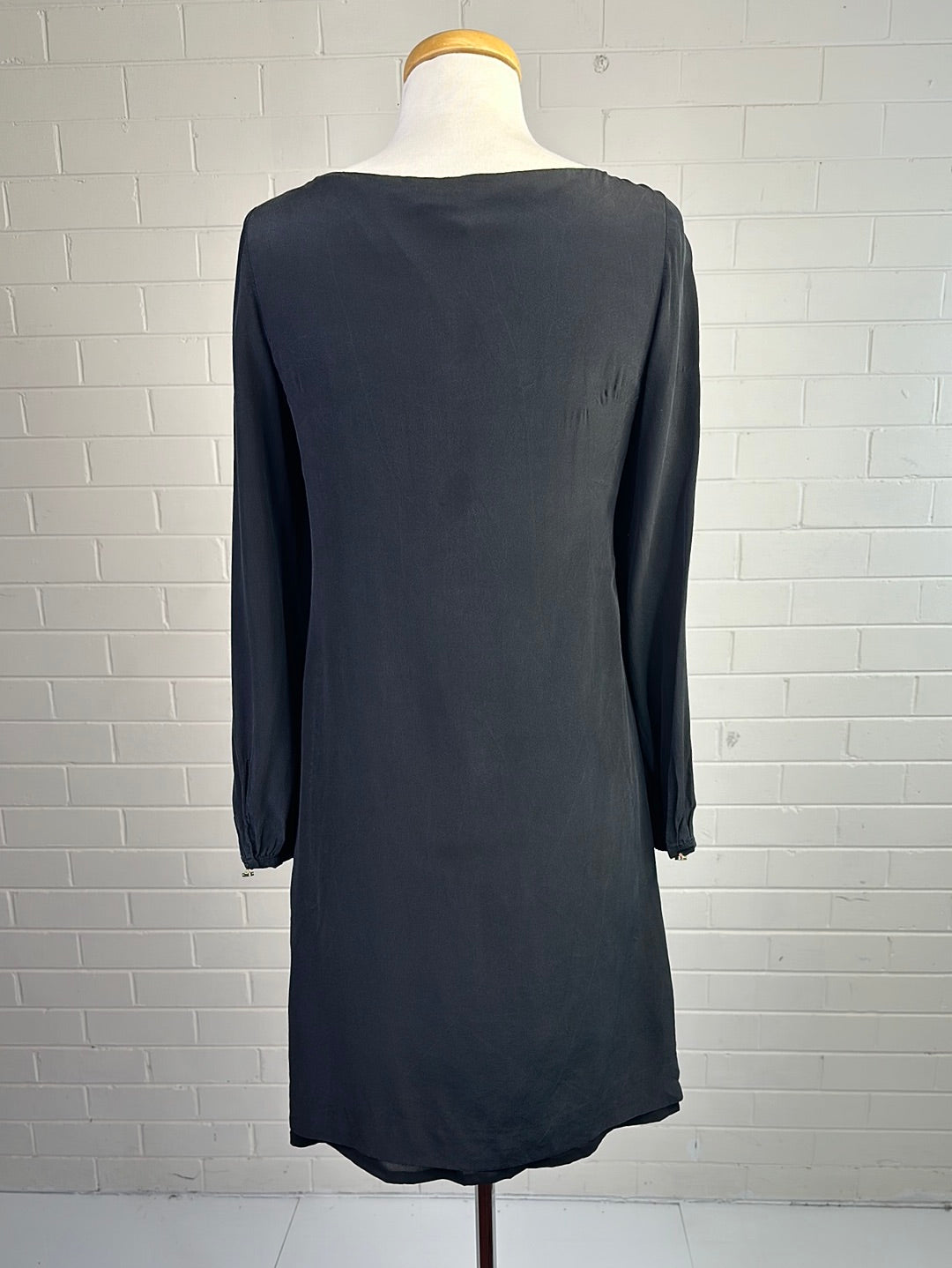 Tory Burch | New York | dress | size 8 | mini length | 100% silk