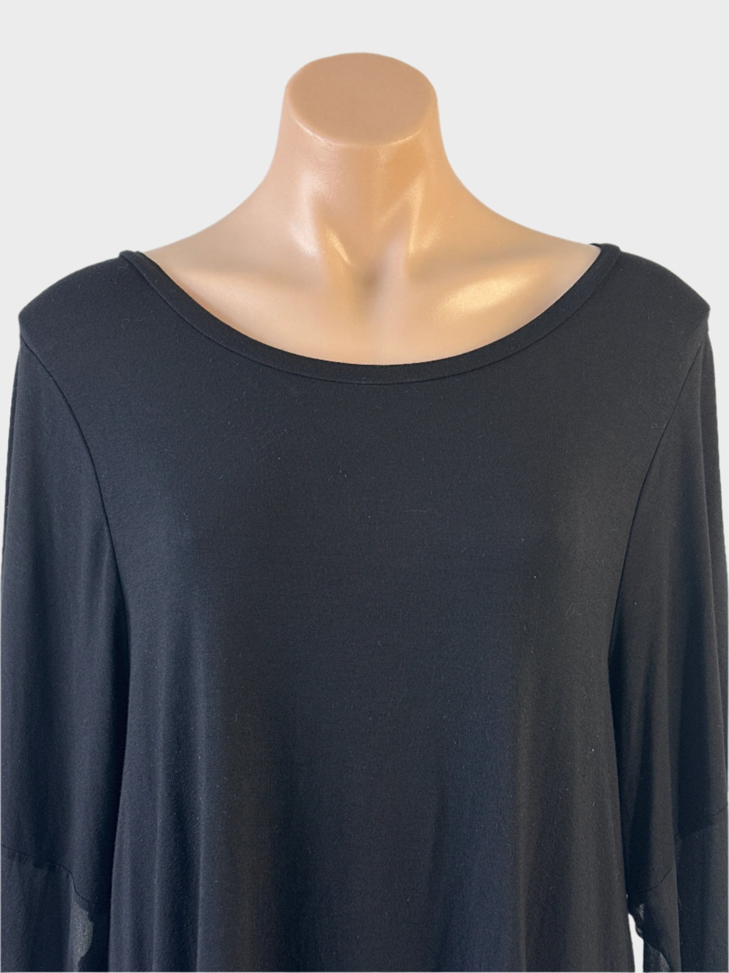 Morgan Marks | top | size 10 | three quarter sleeve