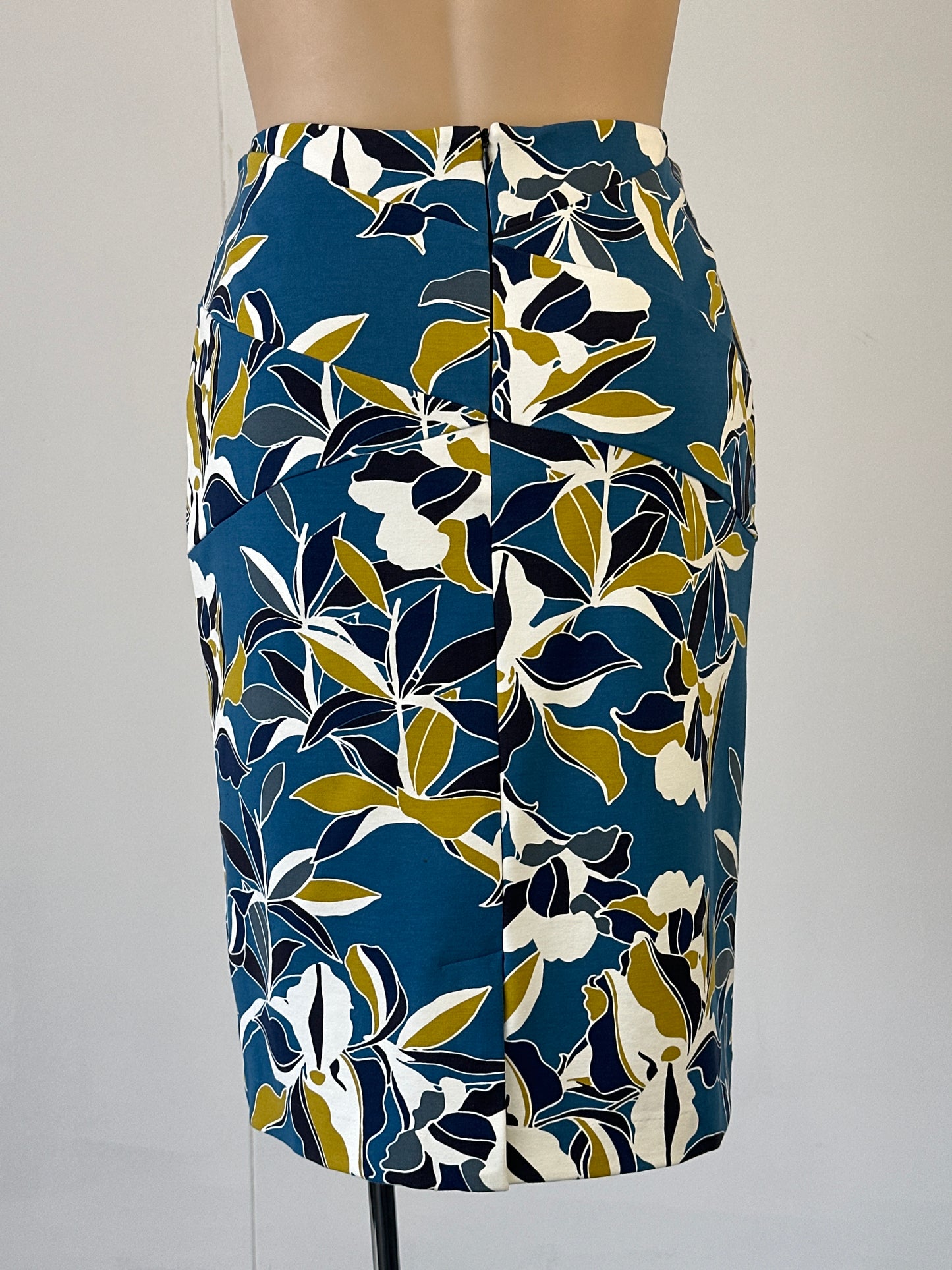 David Lawrence | skirt | size 16 | midi length