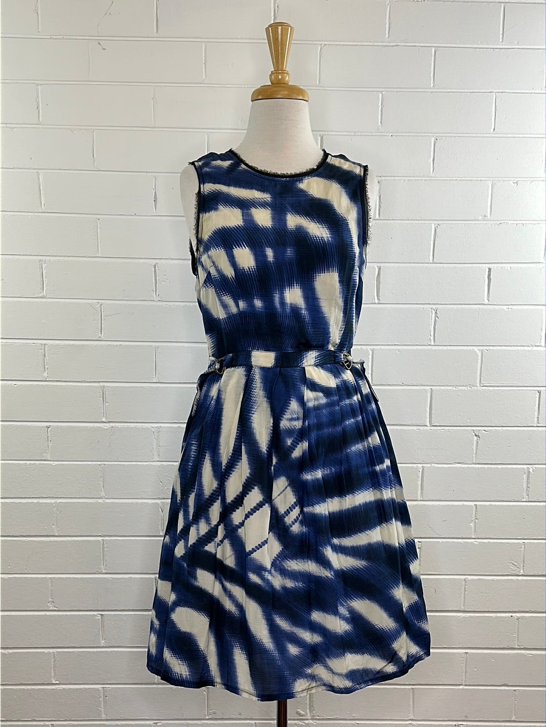 Kate Sylvester | New Zealand | dress | size 8 | knee length