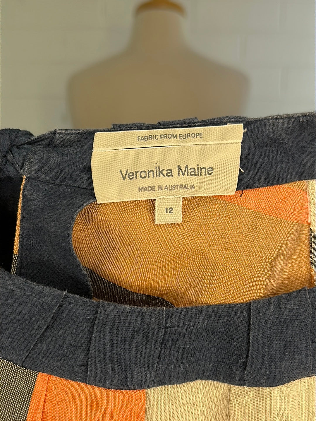 Veronika Maine | top | size 12 | sleeveless