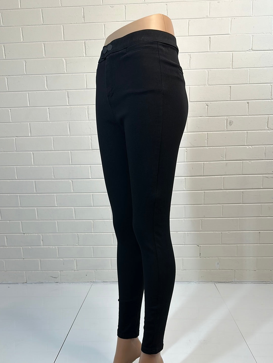 Theory | New York | pants | size 6 | skinny leg | 100% cotton