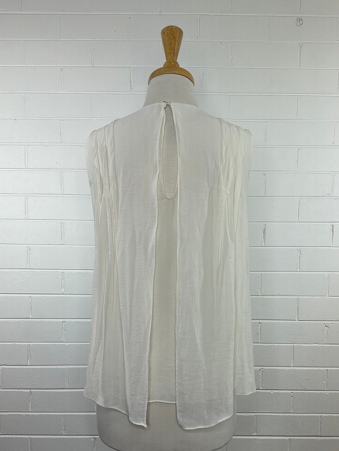 ZARA | top | size 10 | sleeveless