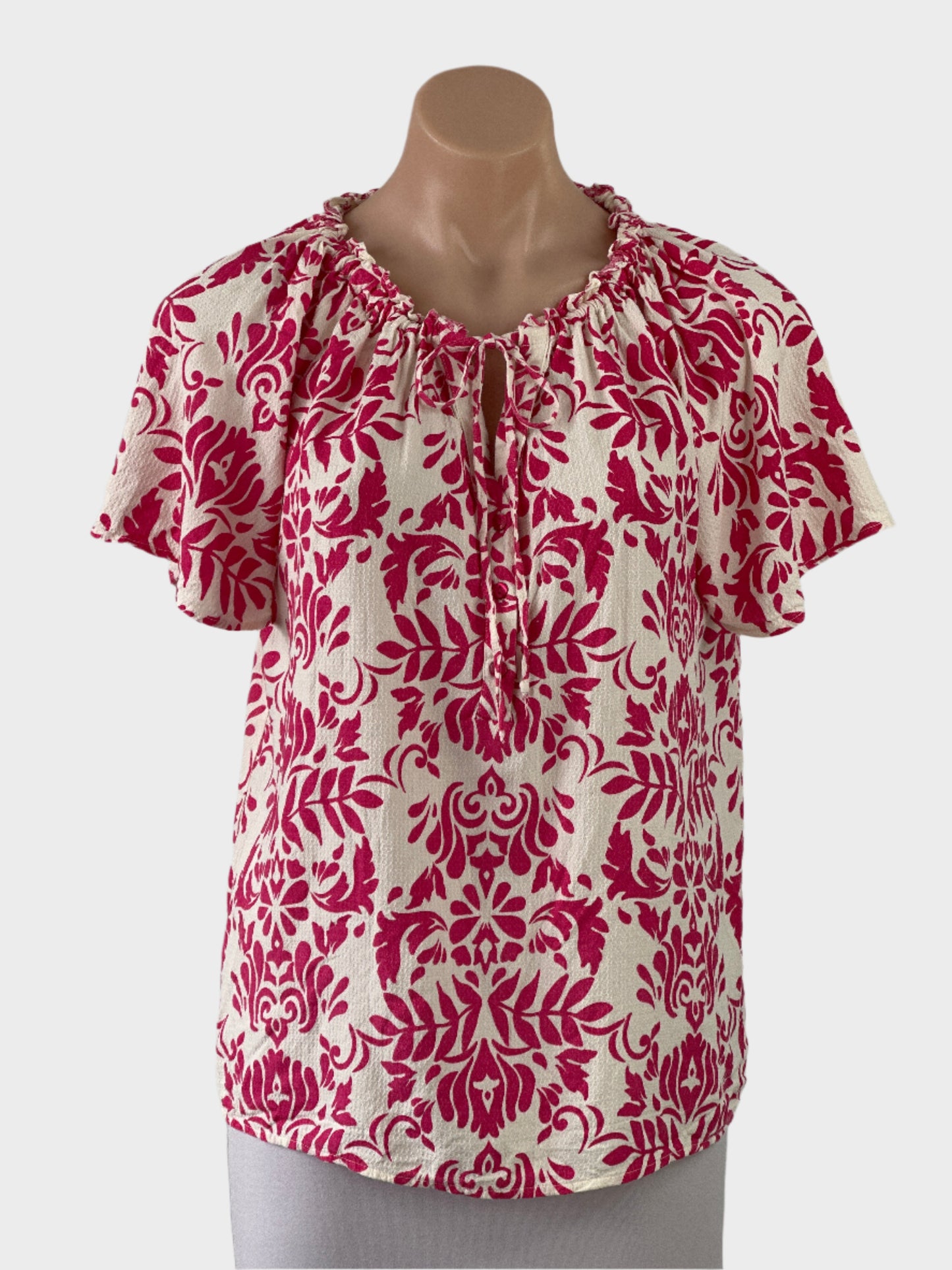 VERO MODA | Denmark | top | size 12 | short sleeve