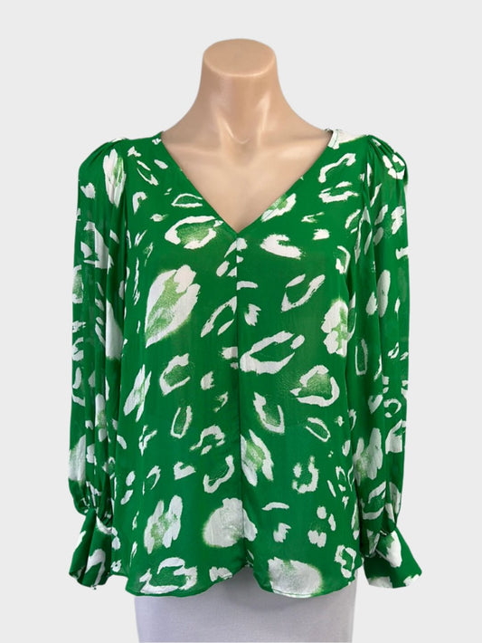 Country Road top in green and white abstract print with v-neck, balloon sleeves, banded button cuffs, and covered buttons for office or smart casual.