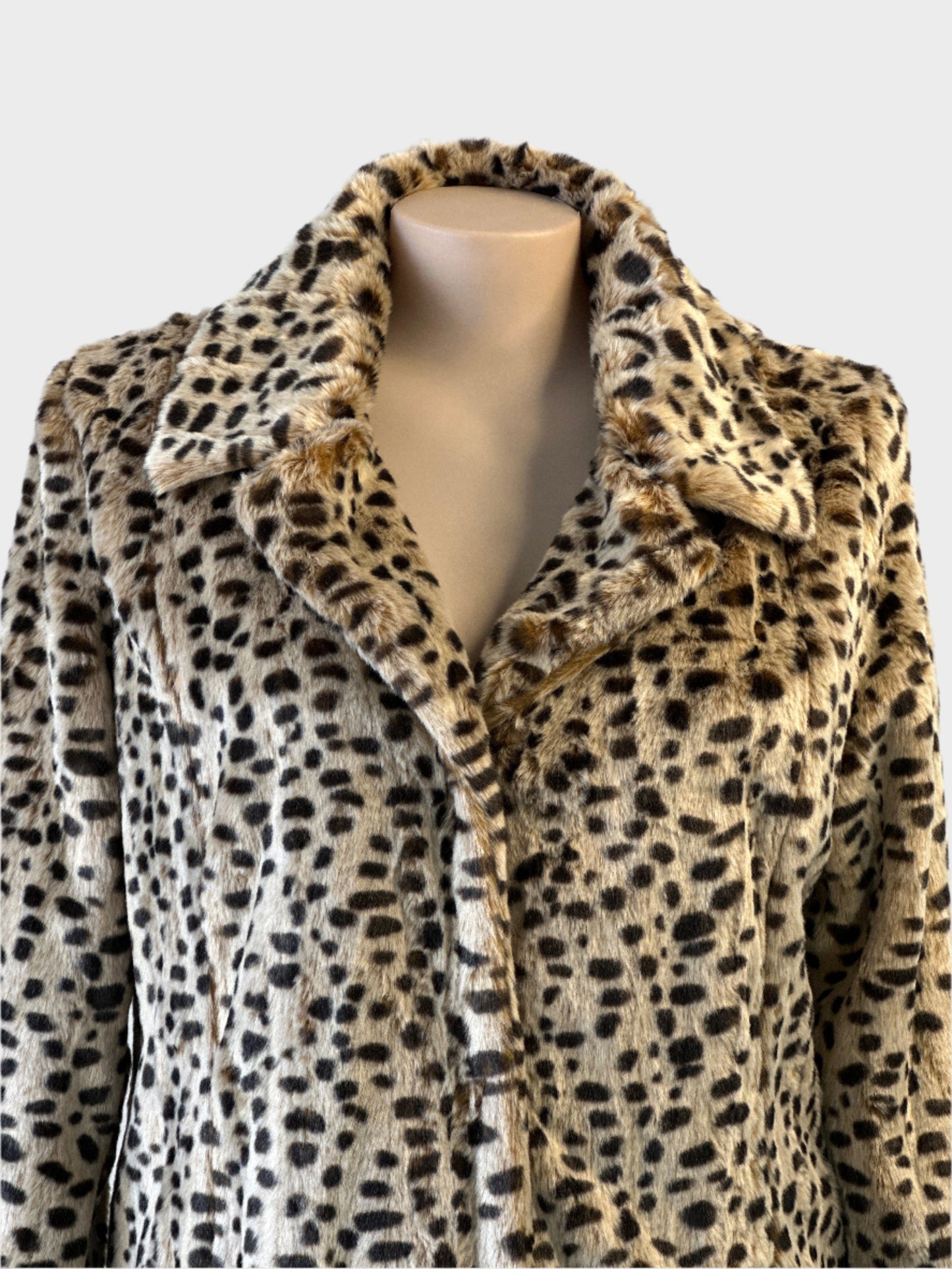 Bella Loren | coat | size 18 | single breasted | new with tags