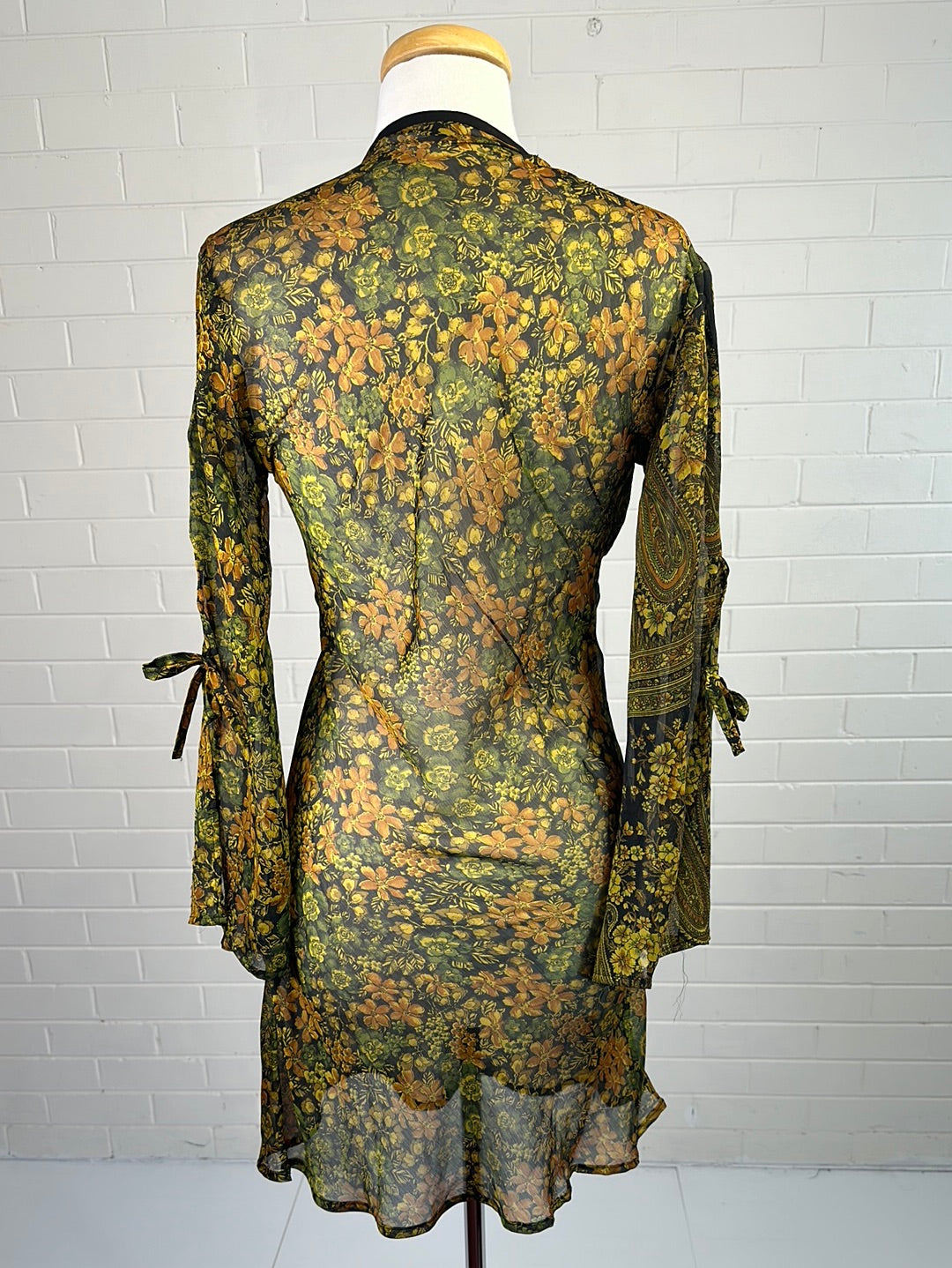 No label | dress | size 8 | knee length | 100% silk