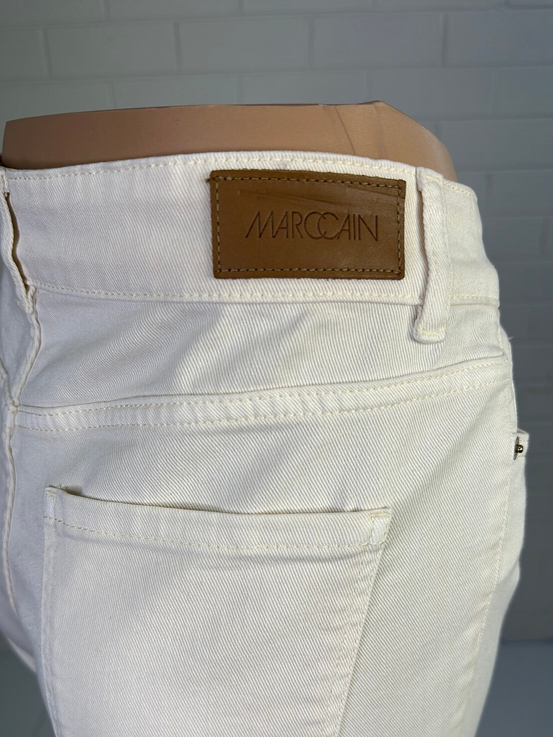 Marc Cain | Italy | jeans | size 14 | straight leg | made in Italy