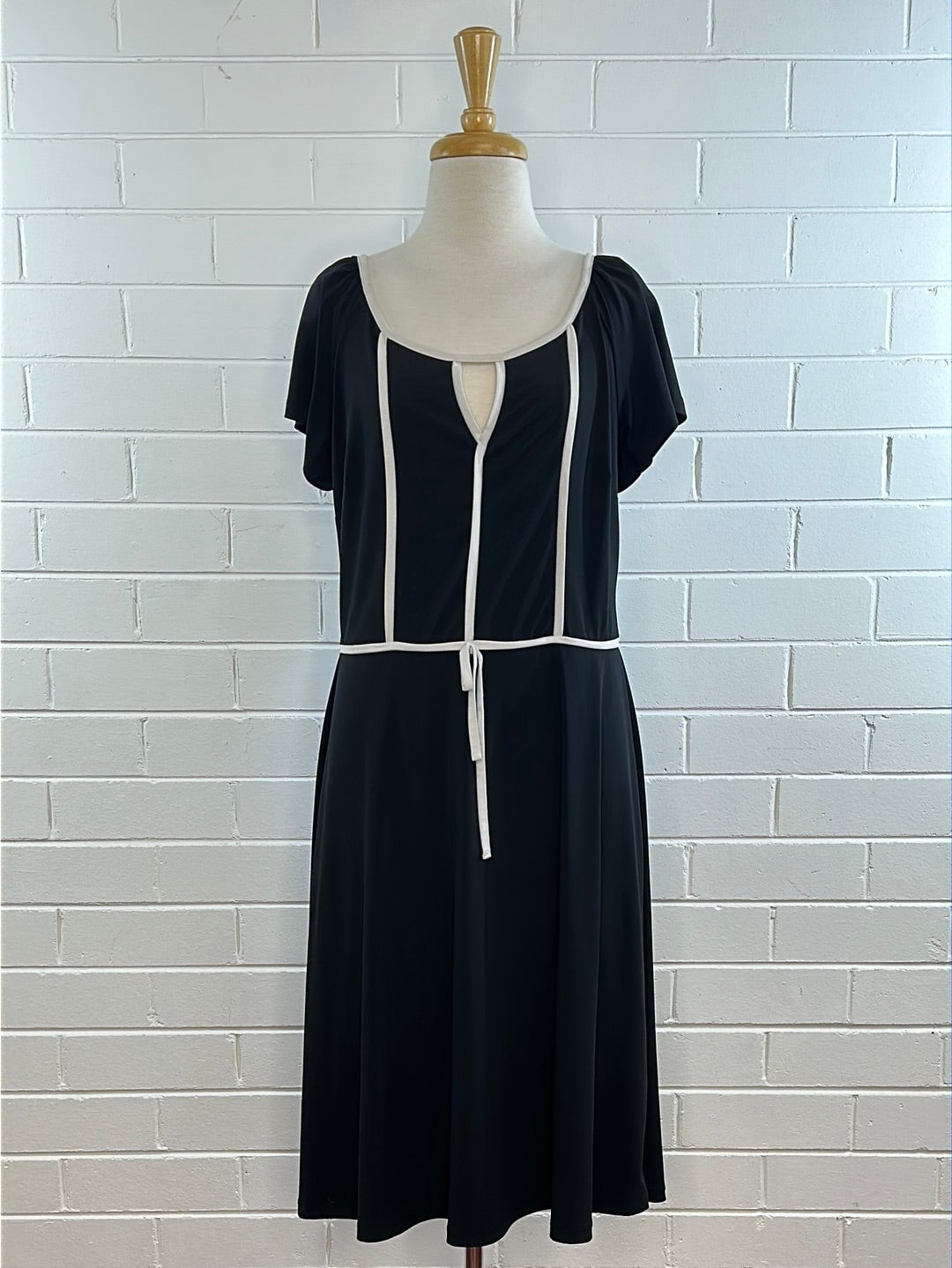 Leona Edmiston | dress | size 12 | midi length