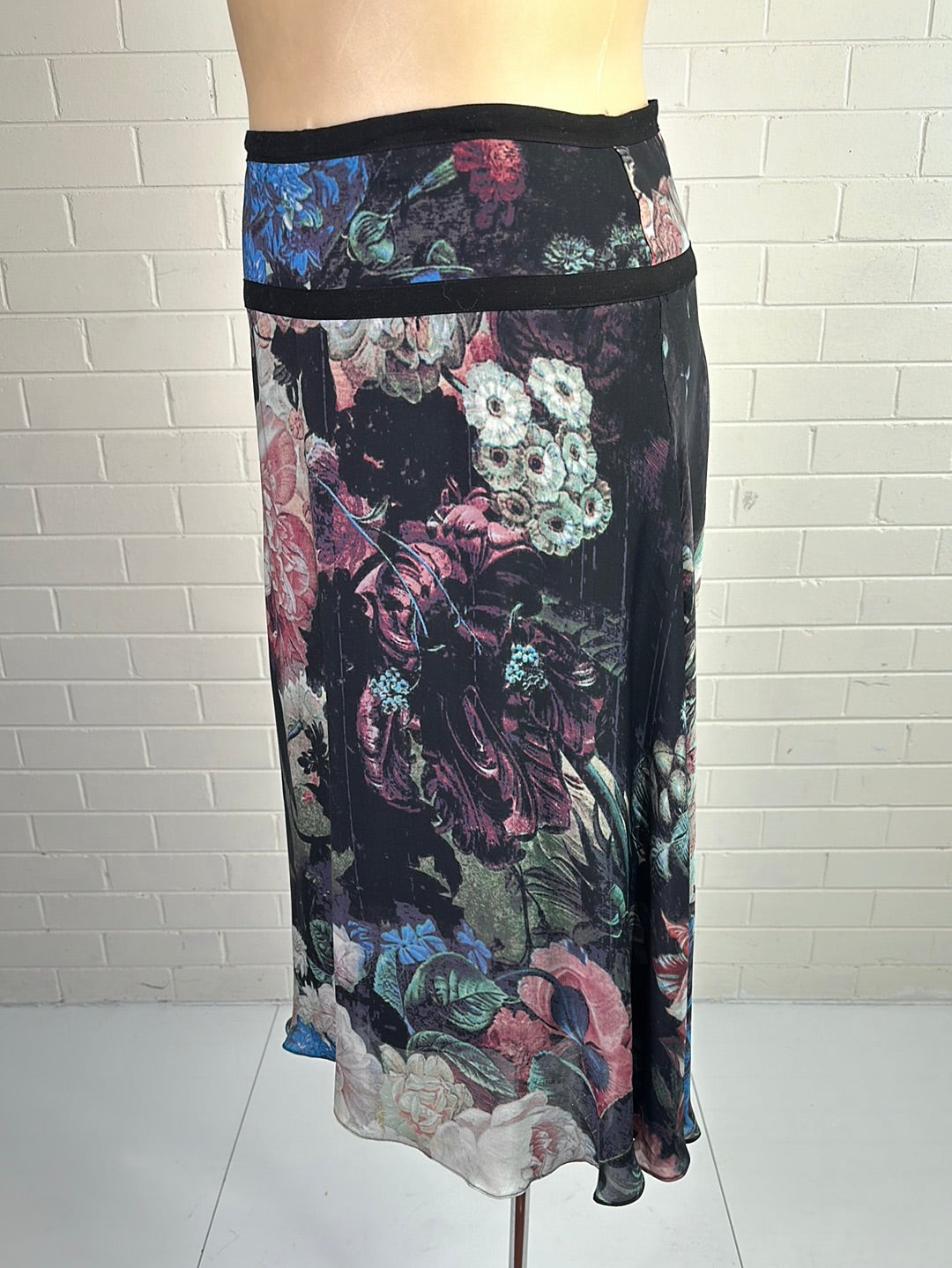 Lisa Ho | skirt | size 14 | midi length | 100% silk | made in Australia 🇦🇺