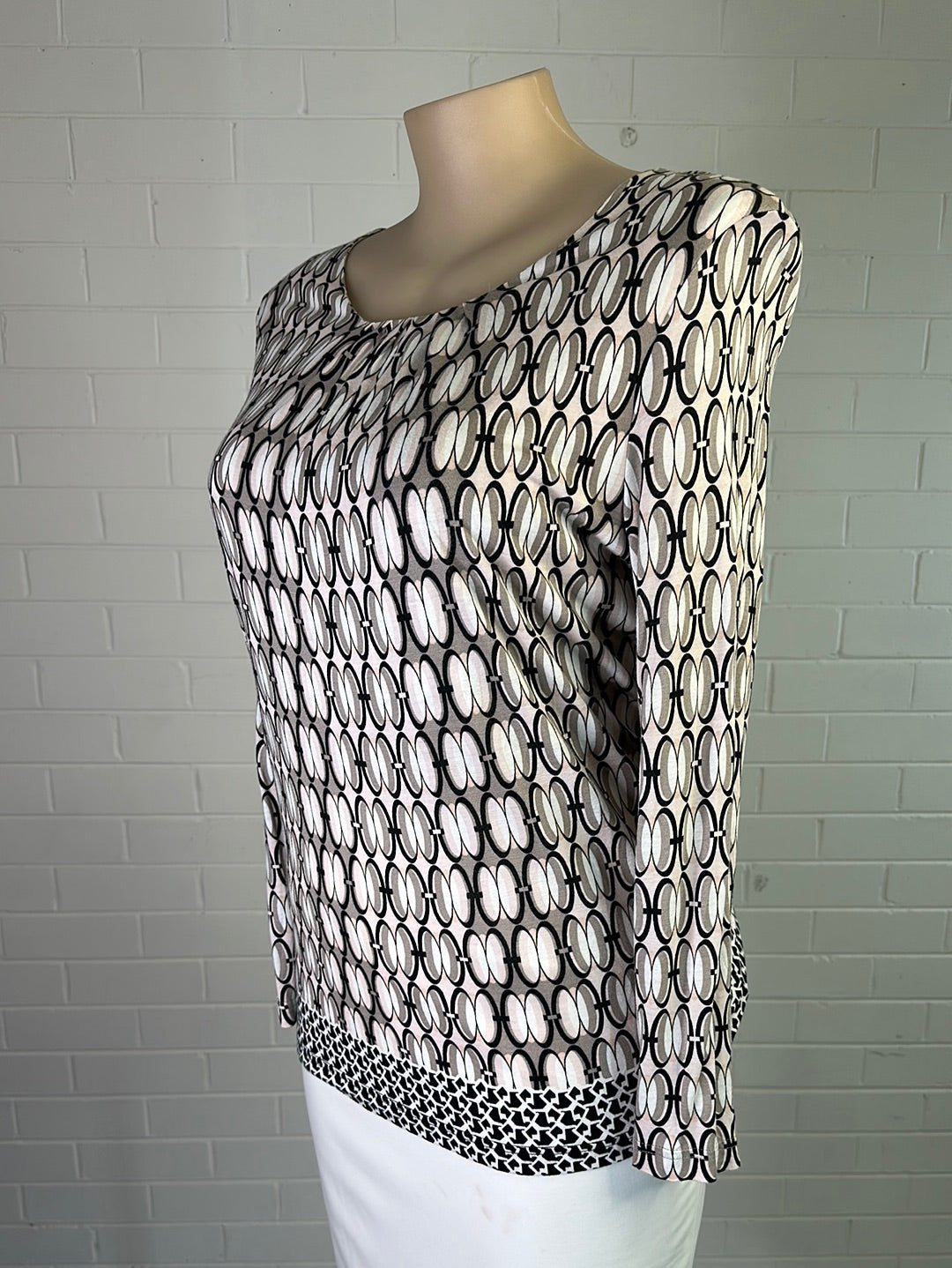 Gerry Weber | Germany | top | size 14 | long sleeve