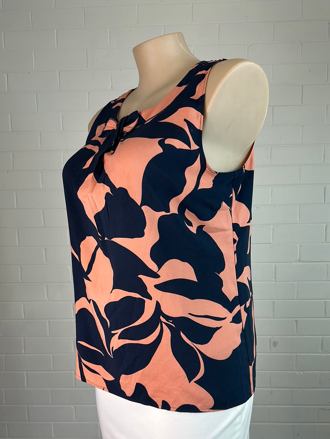 Ann Taylor | US | top | size 16 | sleeveless