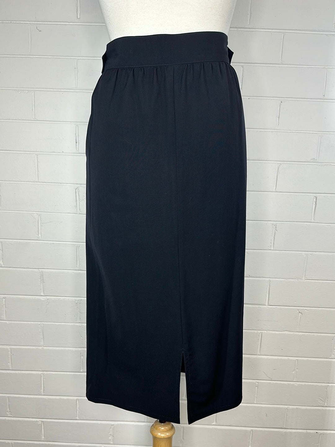 Escada | Munich | skirt | size 10 | midi length | 100% wool