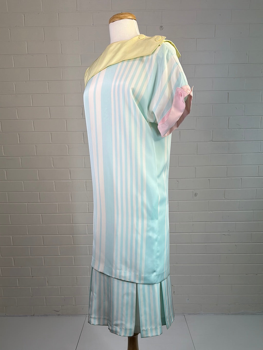 Louis Féraud | Paris | vintage 80's | skirt & top set | size 8 | knee length