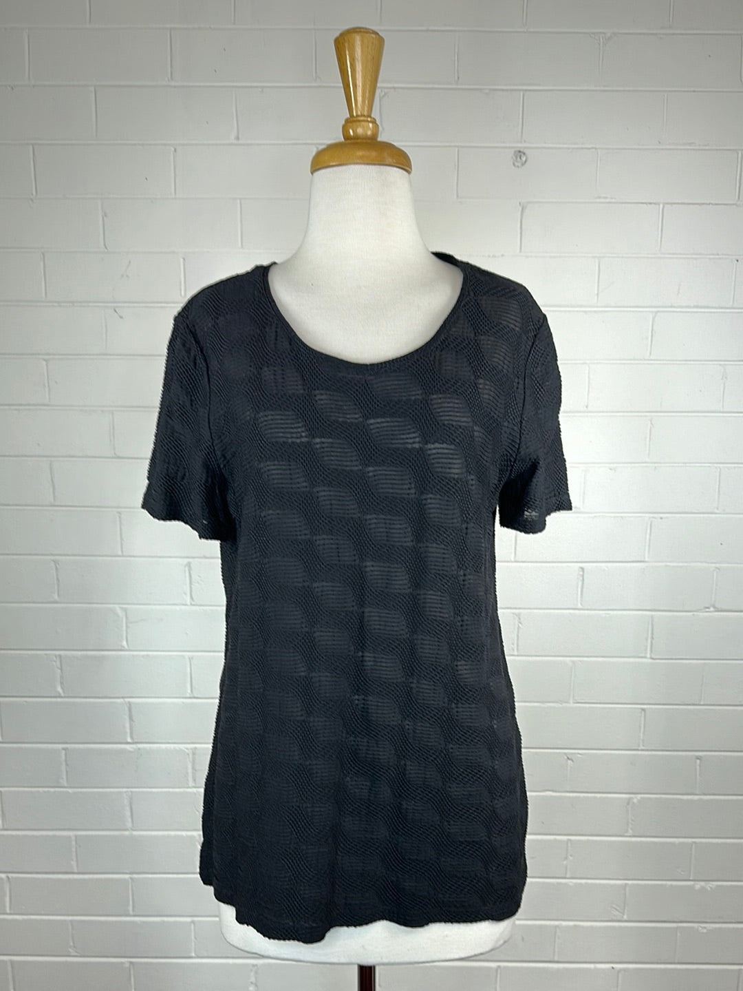 Armani | Italy | top | size 10 | short sleeve