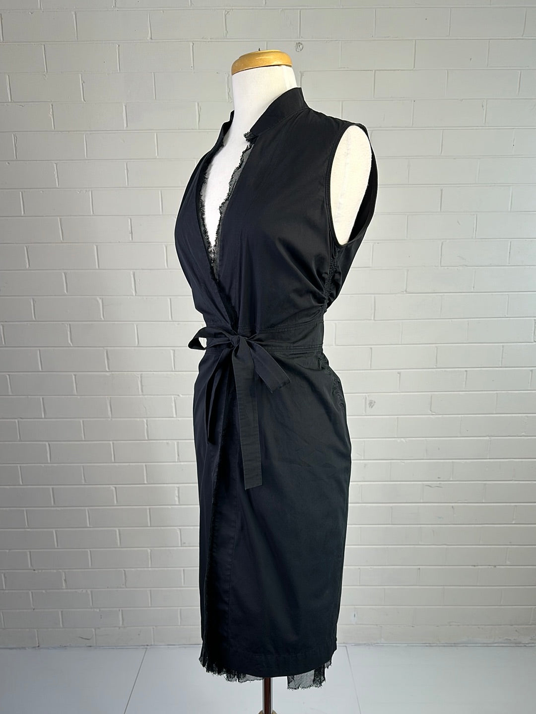 Hugo Boss | Germany | dress | size 12 | knee length