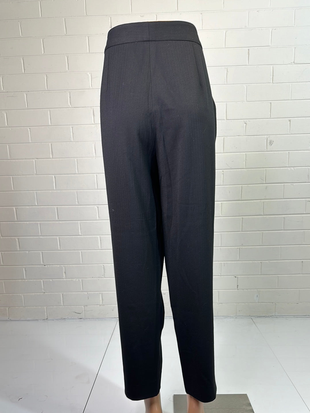 Carla Zampatti | pants | size 10 | tapered leg | made in Australia 🇦🇺