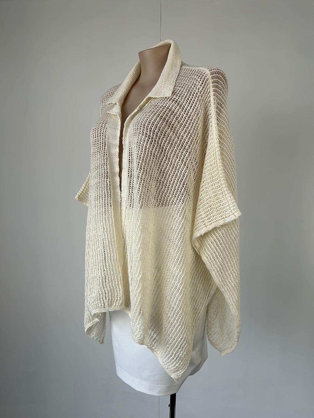 Sara Pacini | Belgium | cape | one size | long sleeve | made in Italy