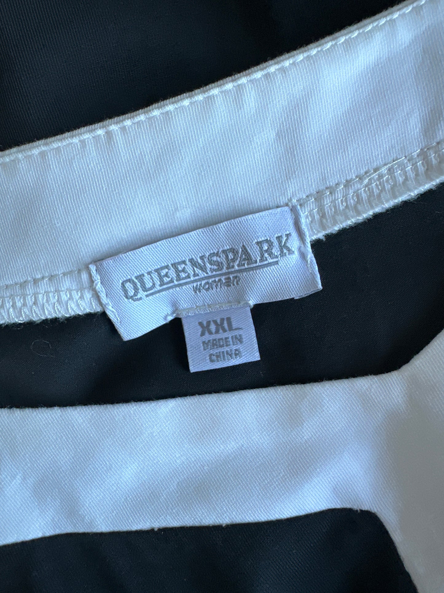 Queenspark | top | size 18 | three quarter sleeve