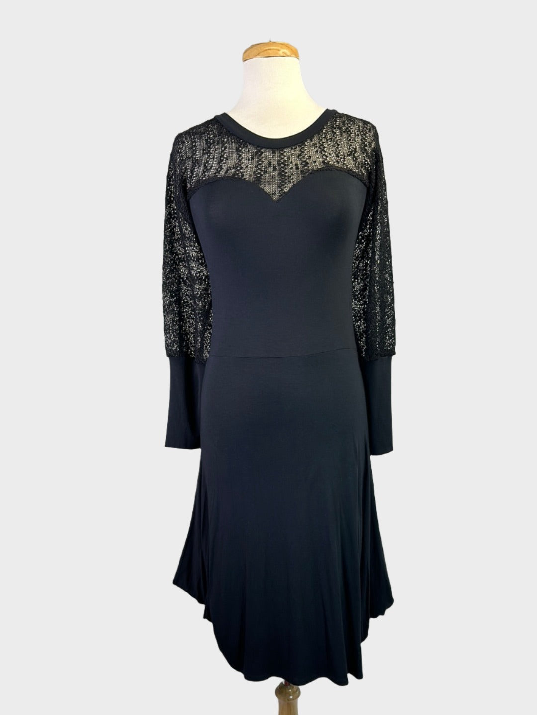 Jennifer Glasgow | Montreal | dress | size 10 | midi length | made in Canada