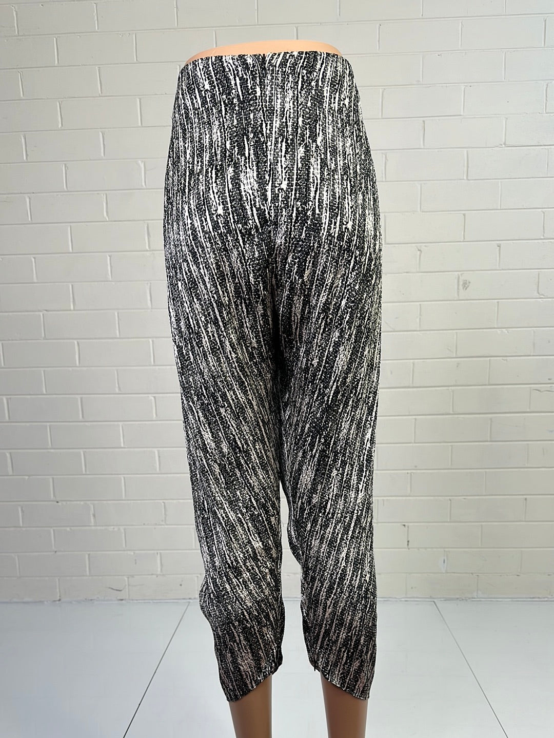 WILLOW | pants | size 8 | tapered leg