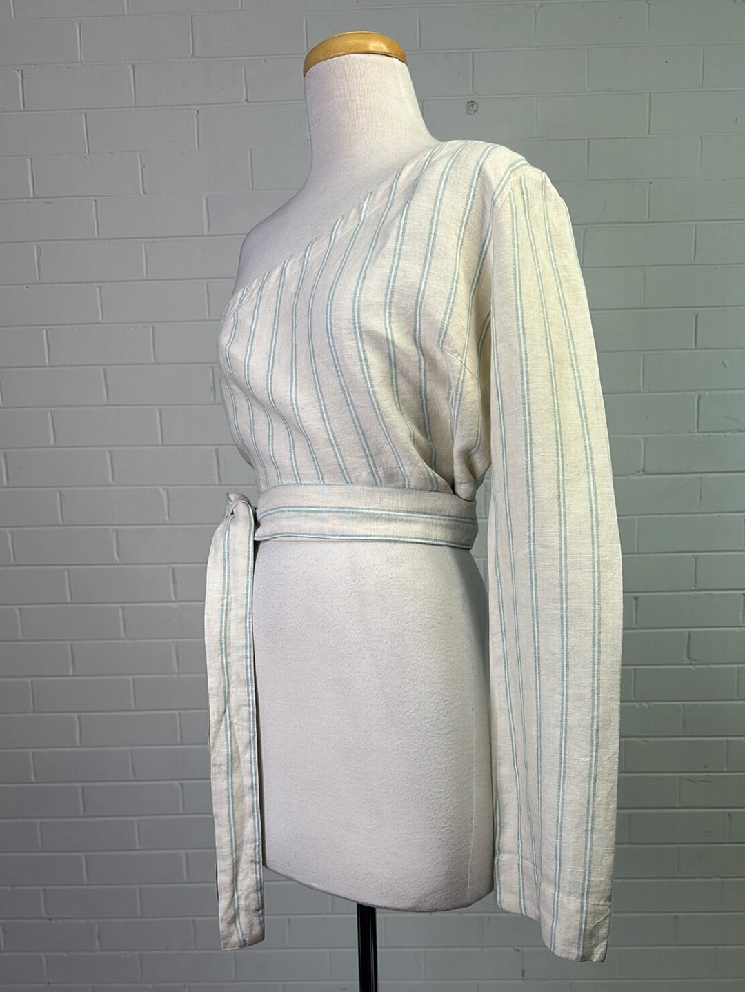 Venroy | top | size 12 | long sleeve | 100% linen