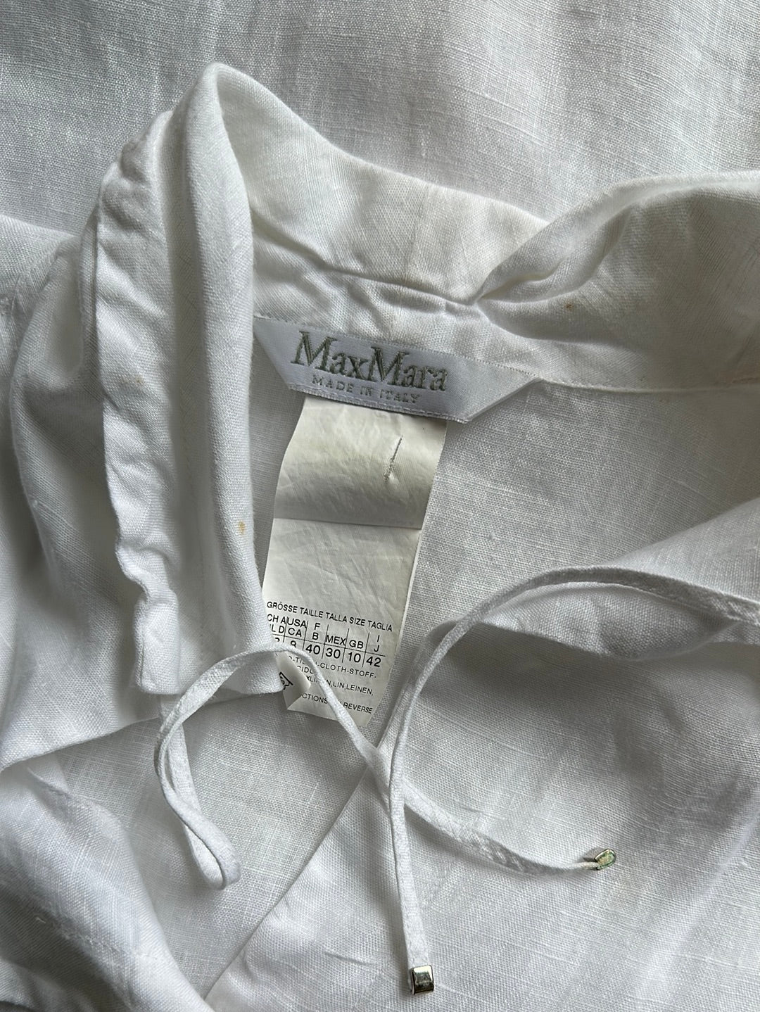 Max Mara | Italy | shirt | size 10 | cap sleeve | 100% linen | made in Italy