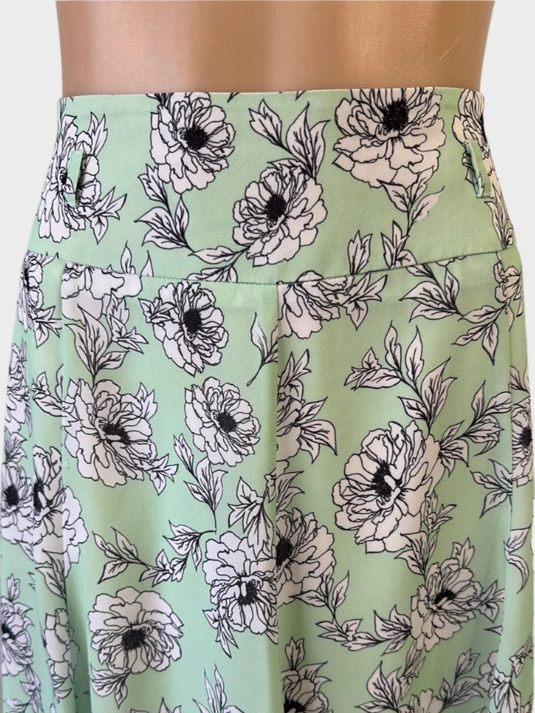 Review | skirt | size 10 | knee length