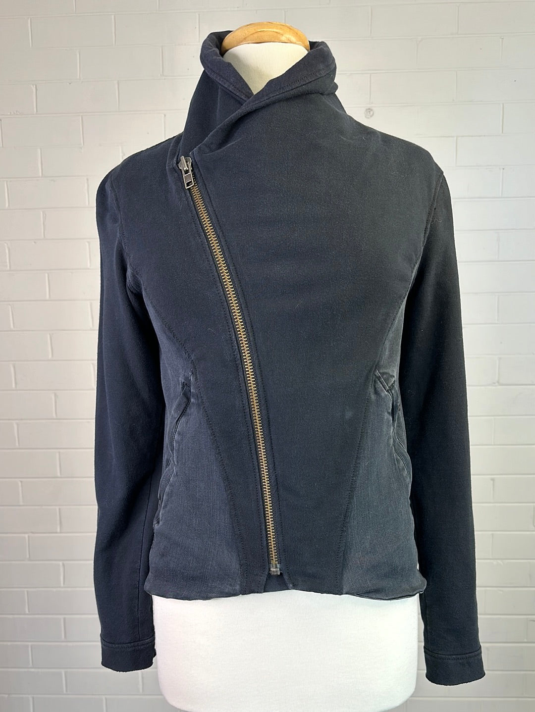 Helmut Lang | New York | jacket | size 10 | zip front | made in the USA