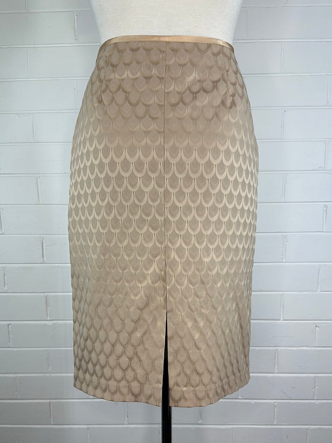 Lisa Ho | skirt | size 12 | knee length