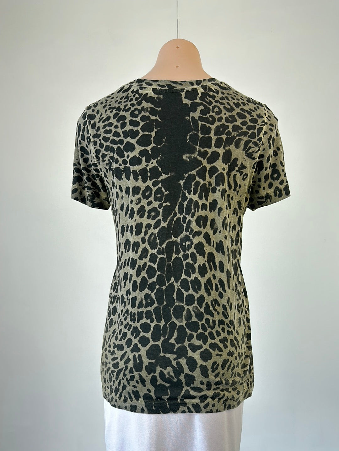 Witchery | top | size 8 | short sleeve | cotton modal blend