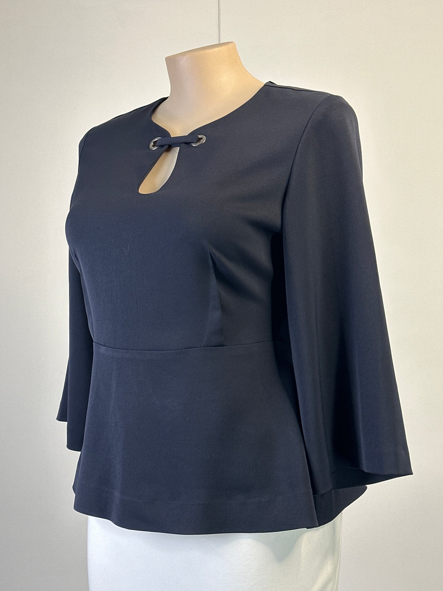 Veronika Maine | top | size 14 | three quarter sleeve