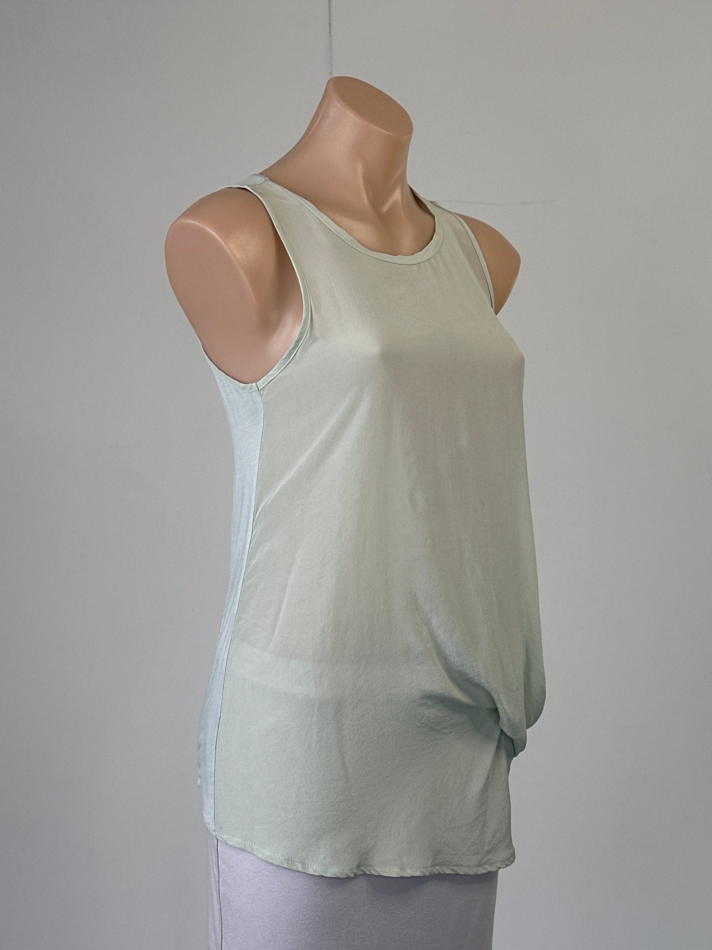 SABA | top | size 6 | sleeveless | 100% silk