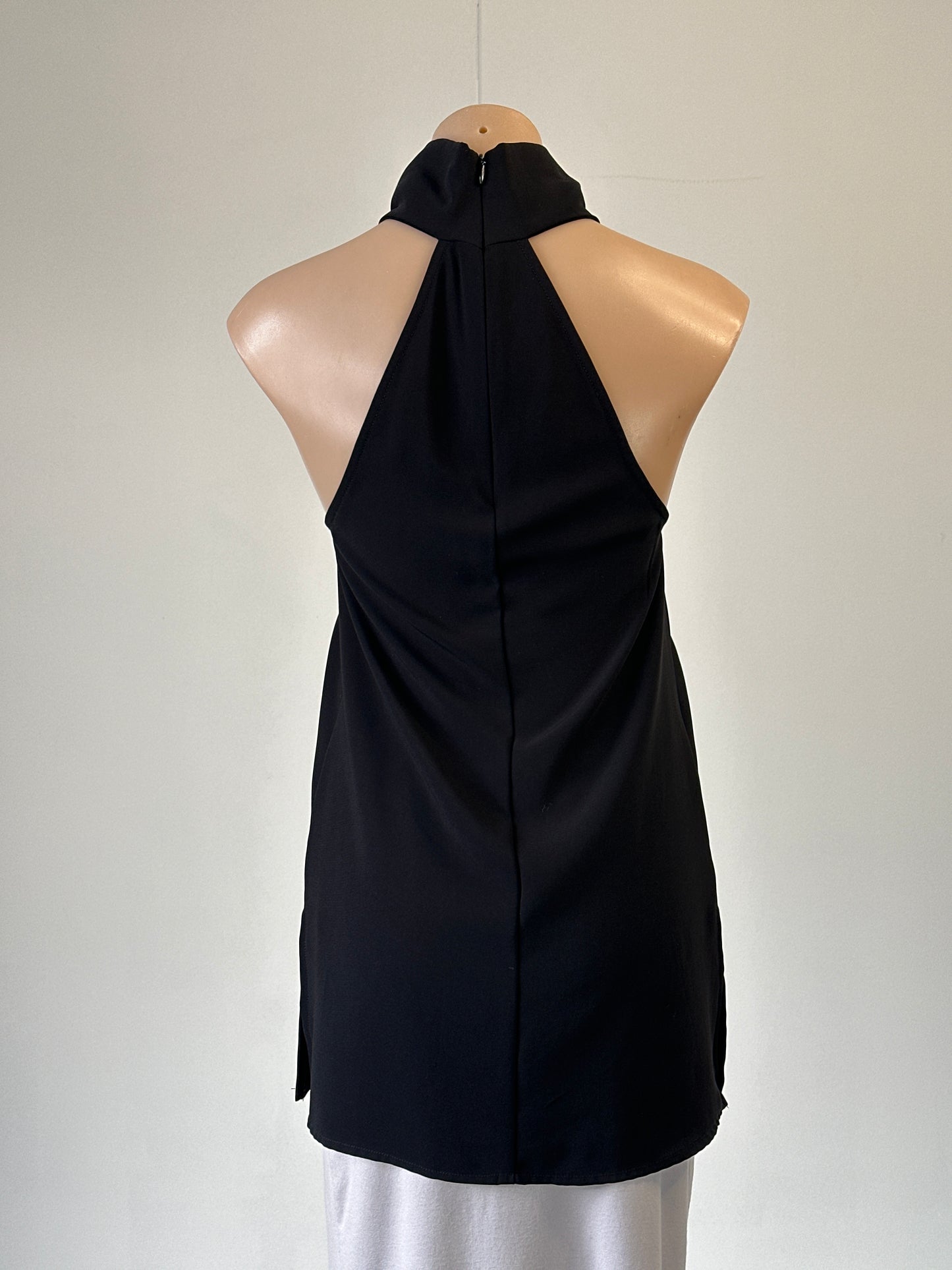 Shona Joy | top | size 6 | sleeveless | made in Australia 🇦🇺