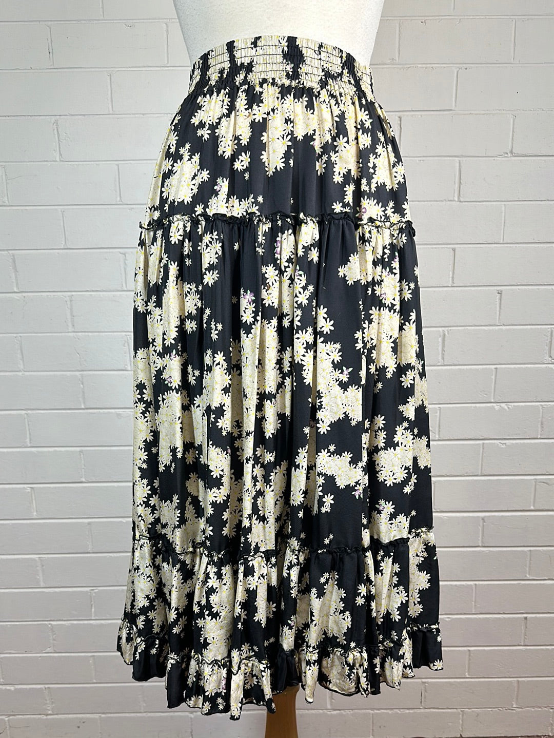 Saks Potts | Copenhagen | skirt | size 8 | midi length | 100% silk